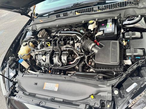 Used 2020 Ford Fusion Titanium image 25