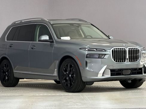 New 2026 BMW X7 xDrive40i w/ Premium Package image 6