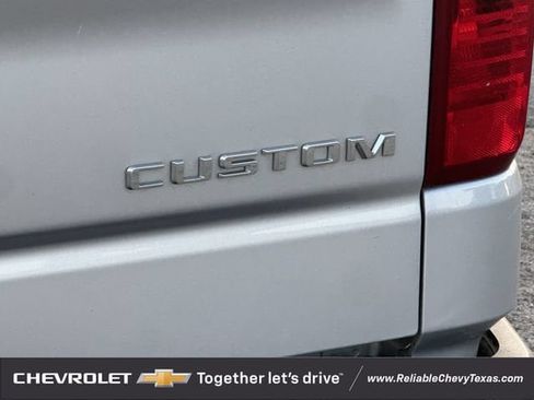 Used 2022 Chevrolet Silverado 1500 Custom RWD image 4