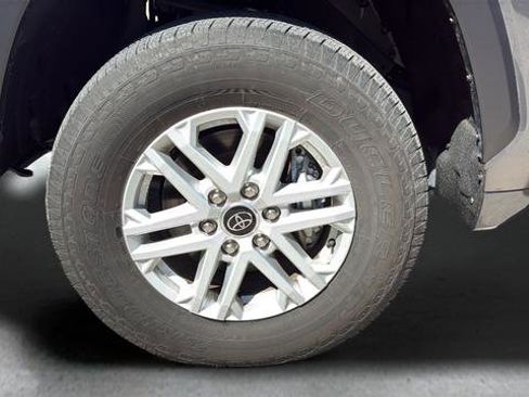 Used 2024 Toyota Tundra SR5 w/ SR5 Premium Package AWD/4WD image 34