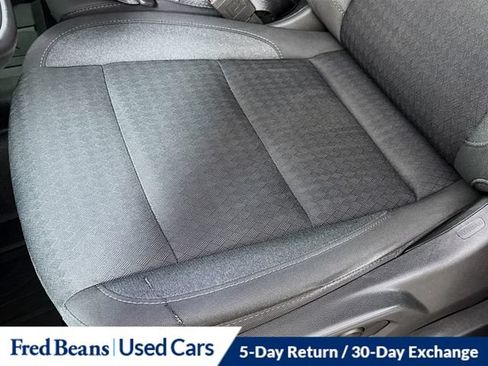 Used 2022 Chevrolet Silverado 1500 LT AWD/4WD image 25