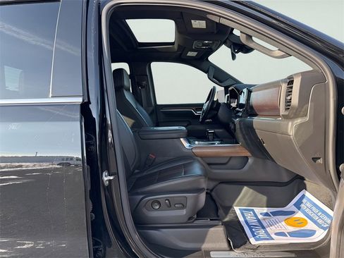 Used 2022 Chevrolet Silverado 1500 High Country w/ Max Trailering Package image 10