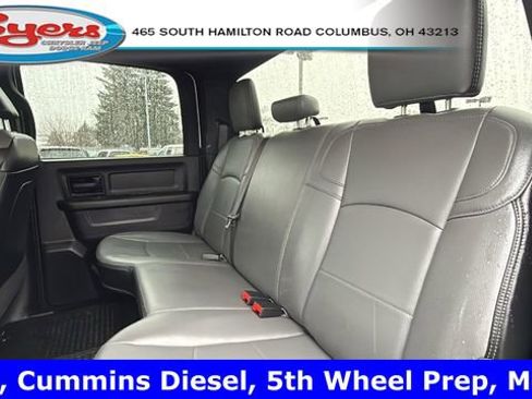 Used 2024 RAM 2500 Tradesman w/ Chrome Appearance Group image 4