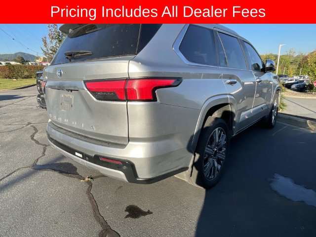 Used 2024 Toyota Sequoia Capstone AWD/4WD image 11