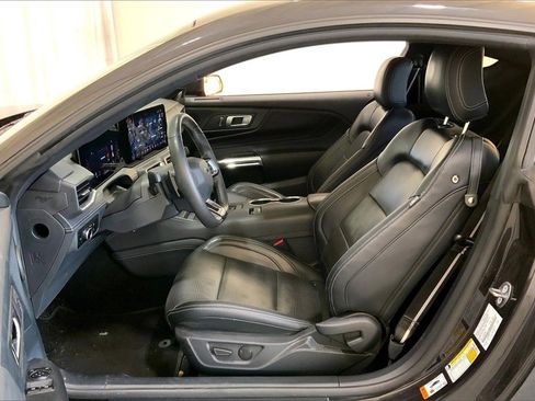 Used 2024 Ford Mustang GT Premium image 15