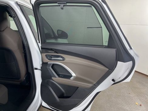 Used 2025 Audi Q5 Premium Plus w/ Premium Plus image 14