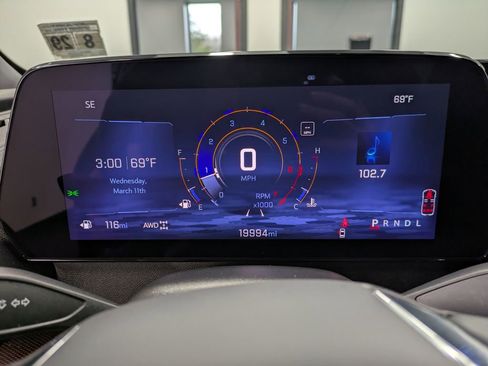 Used 2024 Chevrolet Traverse Z71 image 15