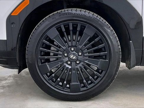 Certified 2024 Hyundai Santa Fe Calligraphy image 10