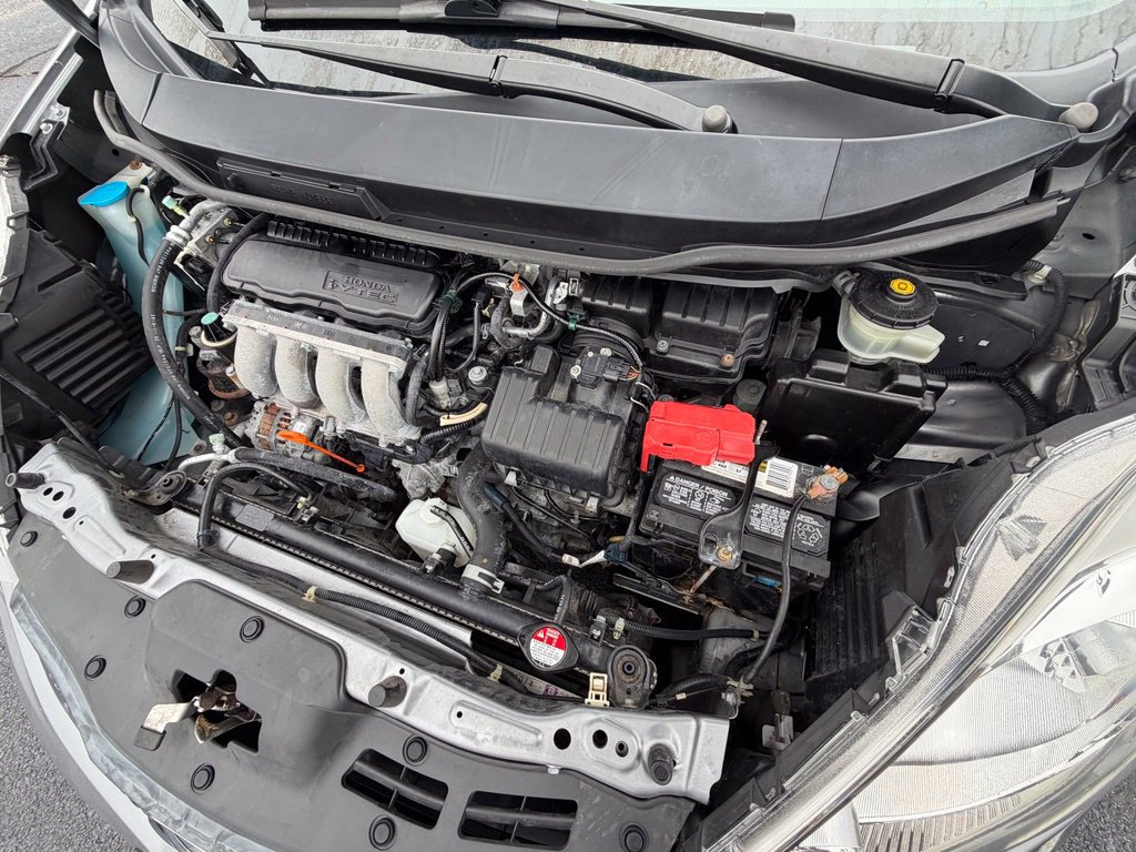 Used 2009 Honda Fit Sport image 28