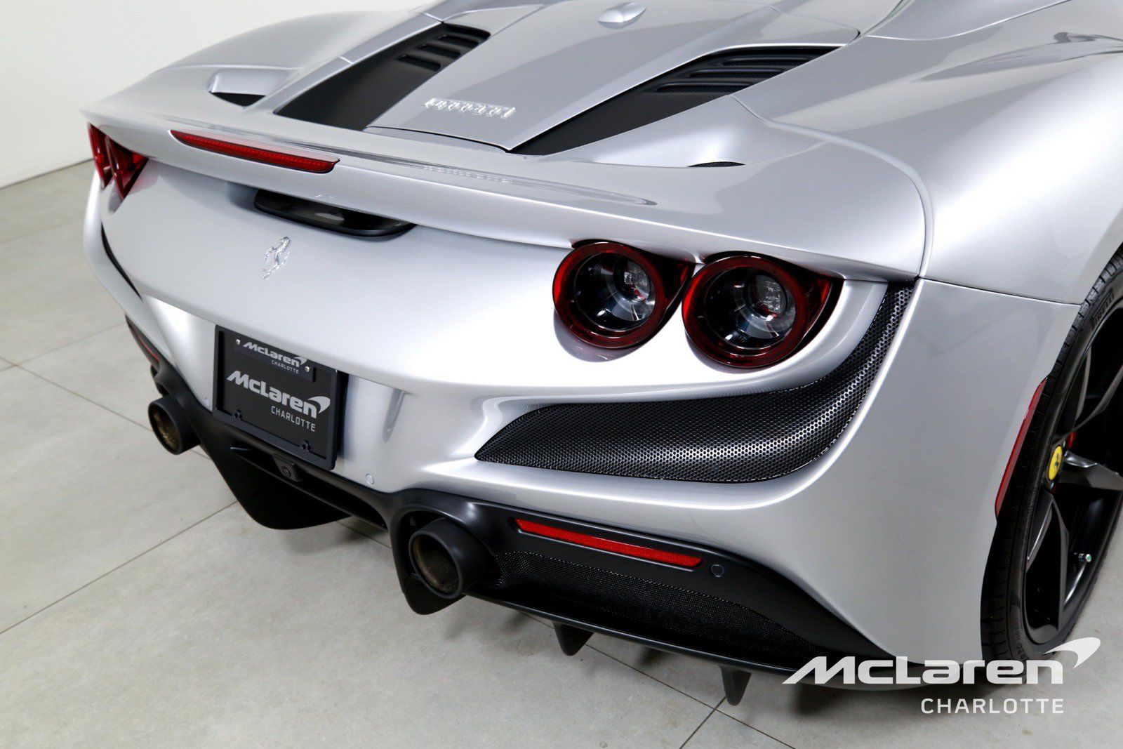 Used 2022 Ferrari F8 Tributo RWD image 37
