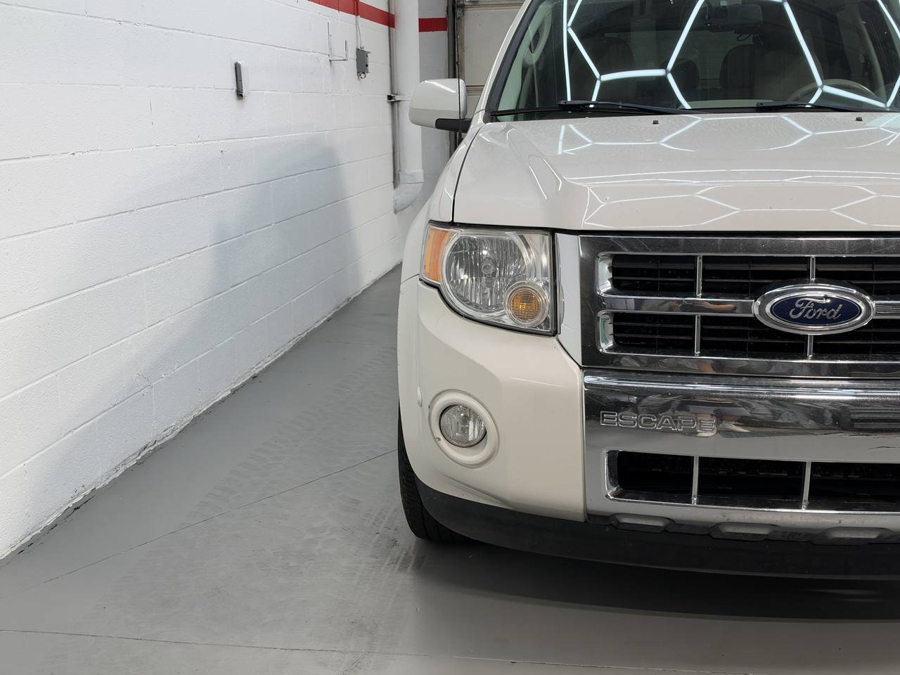 Used 2010 Ford Escape 4WD Hybrid image 10