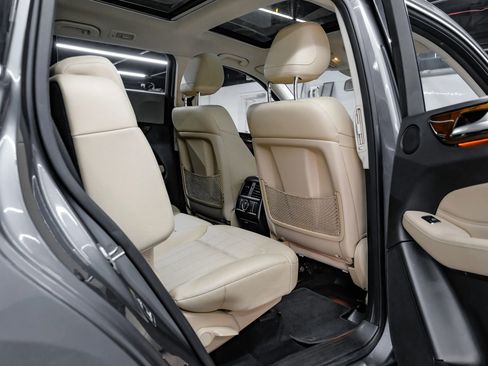 Used 2018 Mercedes-Benz GLS 450 4MATIC w/ Premium Package image 47