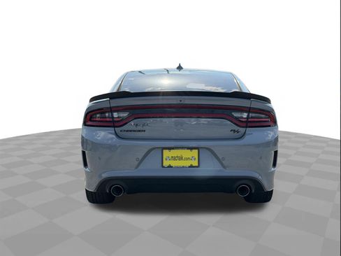 Used 2022 Dodge Charger R/T w/ Blacktop Package RWD image 4
