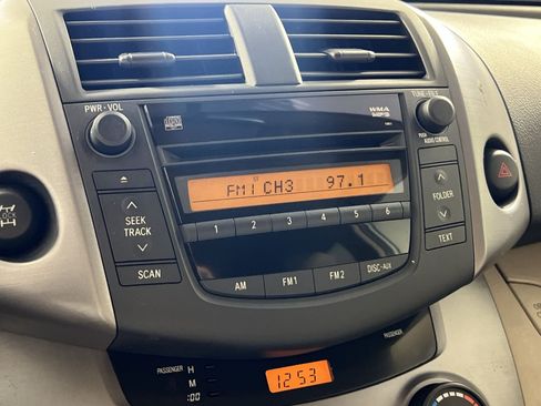 Used 2007 Toyota RAV4 4WD image 14