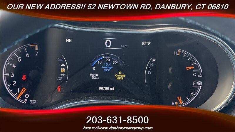 Used 2019 Jeep Grand Cherokee Laredo AWD/4WD image 18