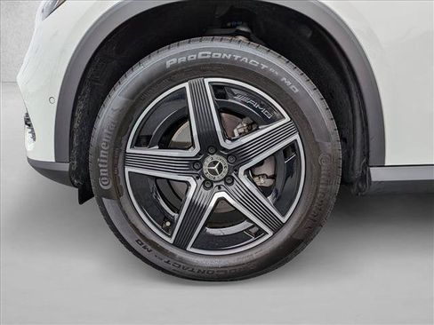Used 2026 Mercedes-Benz GLC 300 image 24