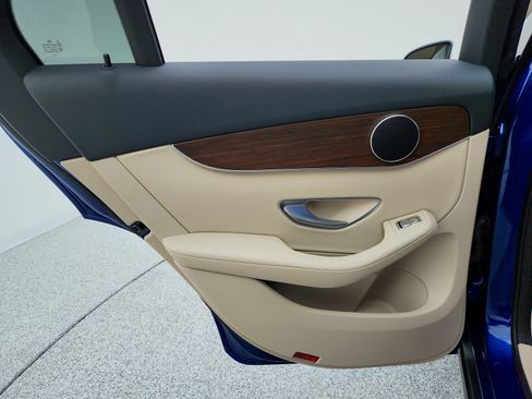 Certified 2022 Mercedes-Benz GLC 300 image 21