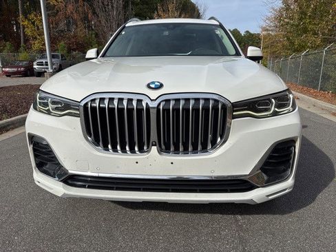 Used 2021 BMW X7 xDrive40i w/ Parking Assistance Package image 4