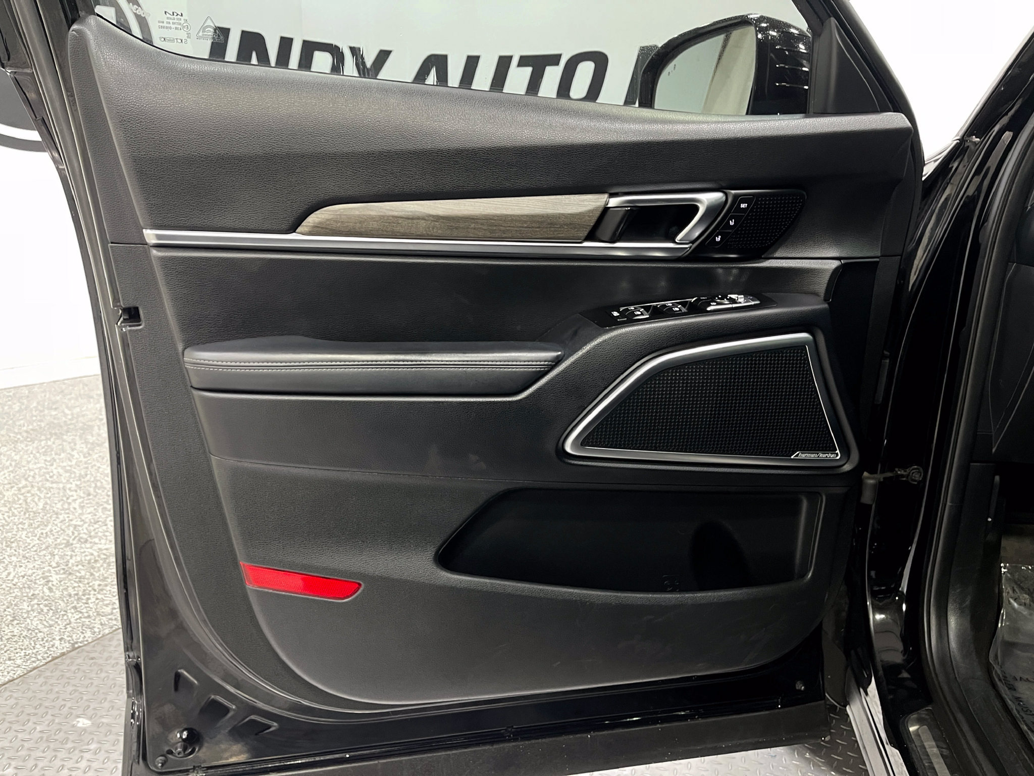 Used 2022 Kia Telluride SX AWD/4WD image 15