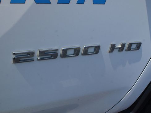 Used 2023 Chevrolet Silverado 2500 W/T w/ WT Convenience Package RWD image 5