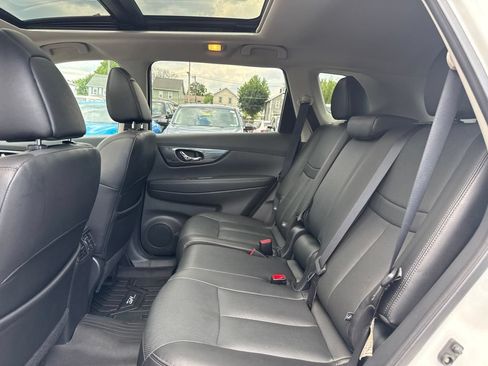 Used 2016 Nissan Rogue SL w/ SL Premium Package AWD/4WD image 16