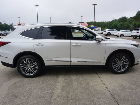 Used 2023 Acura MDX SH-AWD w/ Advance Package image 24