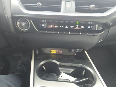 Used 2025 Lexus UX 300h AWD w/ Accessory Package (Z2) image 18