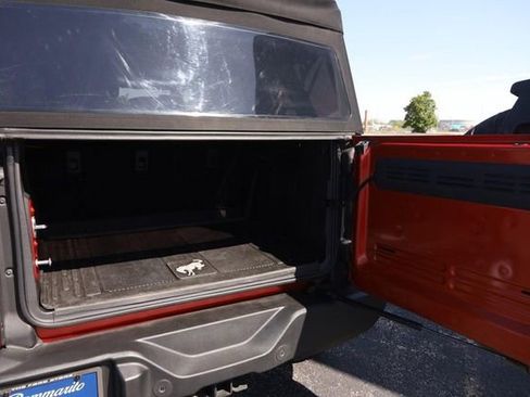 Used 2024 Ford Bronco Outer Banks AWD/4WD image 8