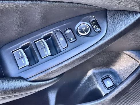 Used 2019 Honda Accord LX image 30