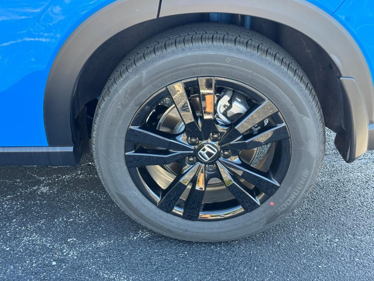 Certified 2026 Honda HR-V Sport image 9