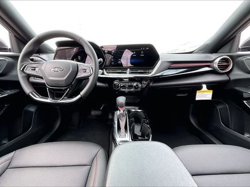 New 2026 Chevrolet Trax RS w/ Sunroof Package FWD image 11
