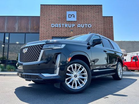 Used 2021 Cadillac Escalade Premium Luxury AWD/4WD image 1