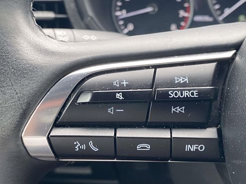 Used 2024 MAZDA MAZDA3 s image 25