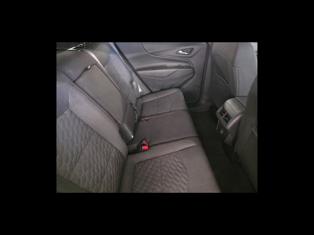 Used 2021 Chevrolet Equinox LT FWD image 19