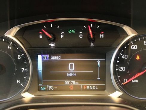 Used 2018 GMC Acadia SLT image 22