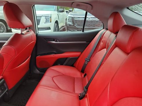 Used 2019 Toyota Camry XSE FWD image 12