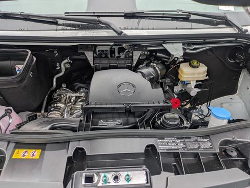 New 2026 Mercedes-Benz Sprinter 2500 image 9