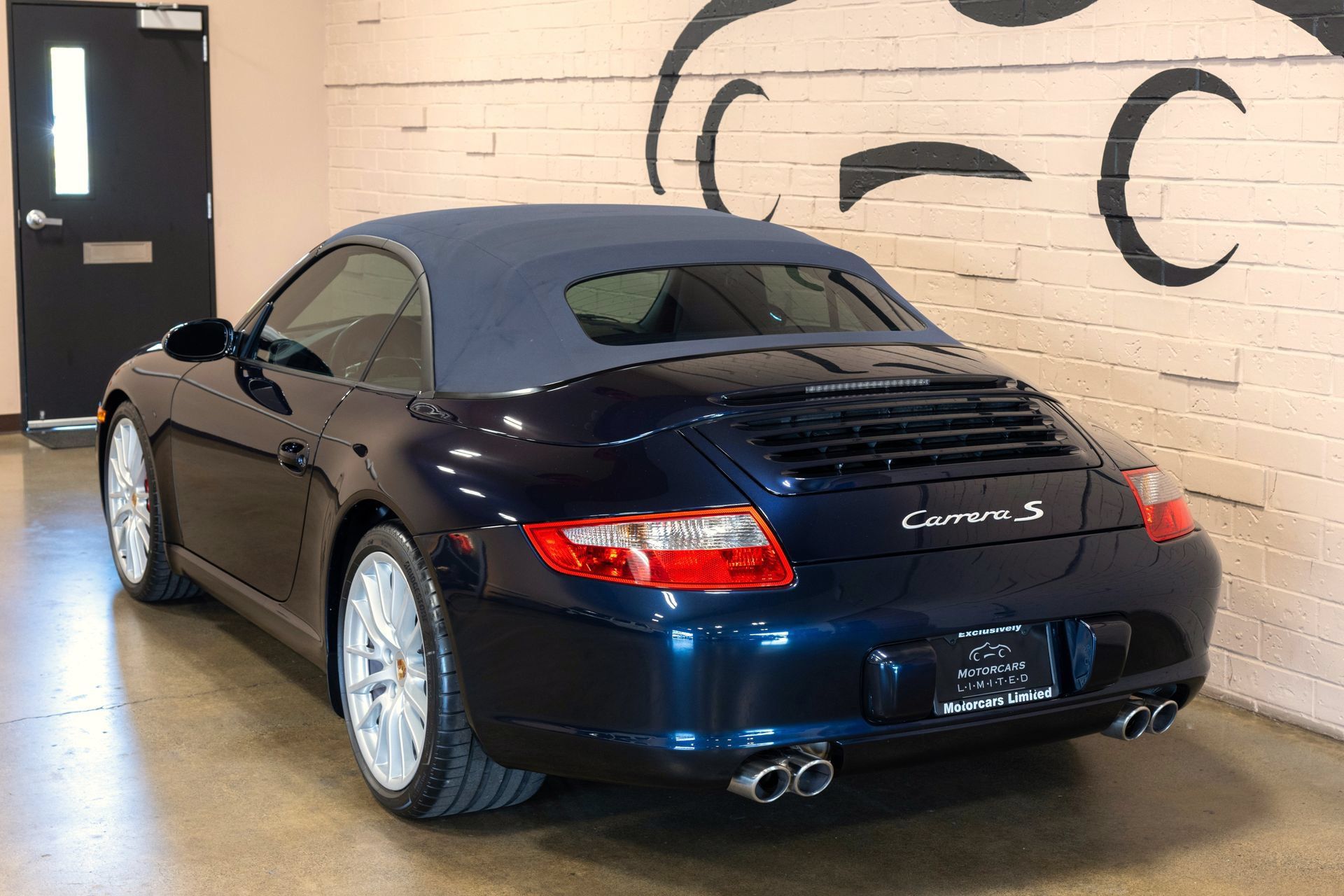 Used 2006 Porsche 911 Carrera S RWD image 10