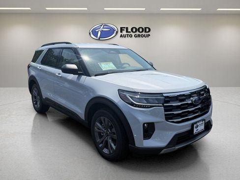 New 2026 Ford Explorer Active w/ Active Comfort Package AWD/4WD image 1