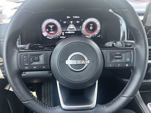 Certified 2024 Nissan Pathfinder Platinum AWD/4WD image 25