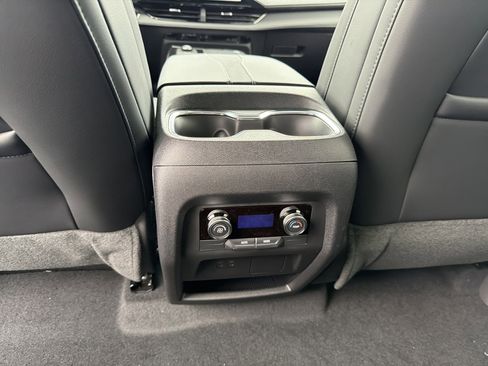 New 2026 Buick Enclave Sport Touring image 28