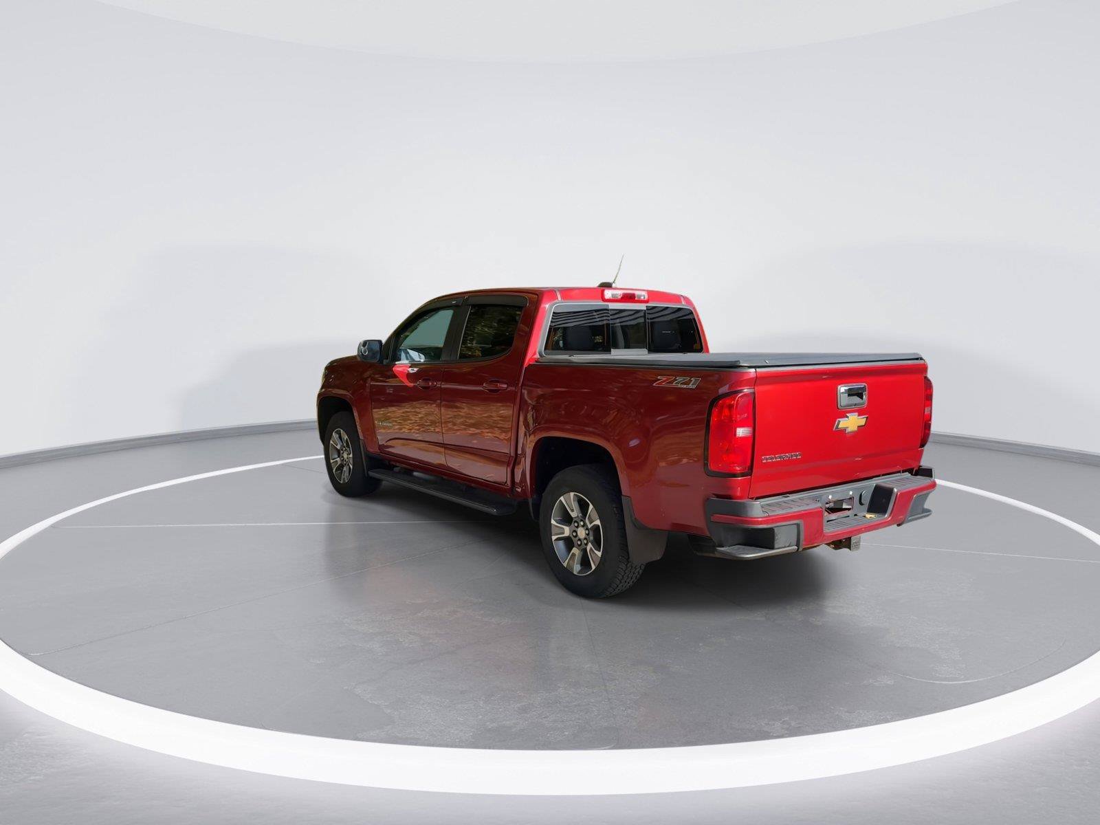 Used 2015 Chevrolet Colorado Z71 AWD/4WD image 7