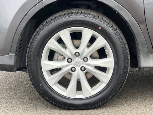 Used 2013 Toyota RAV4 Limited image 31