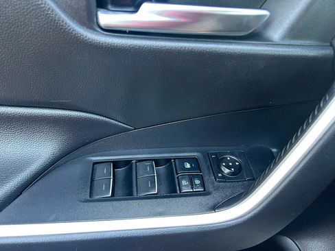Used 2022 Toyota RAV4 XLE w/ Convenience Package AWD/4WD image 14