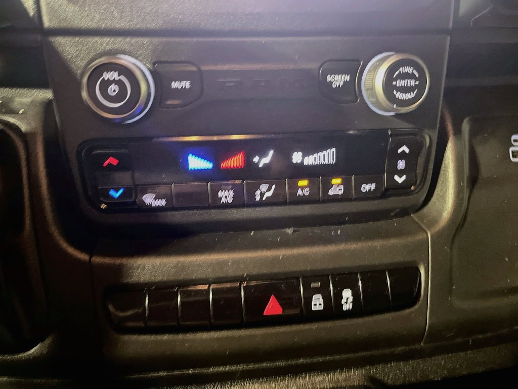 Used 2023 RAM ProMaster 2500 FWD image 15