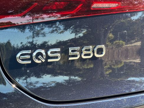 Used 2022 Mercedes-Benz EQS 580 4MATIC Sedan image 26