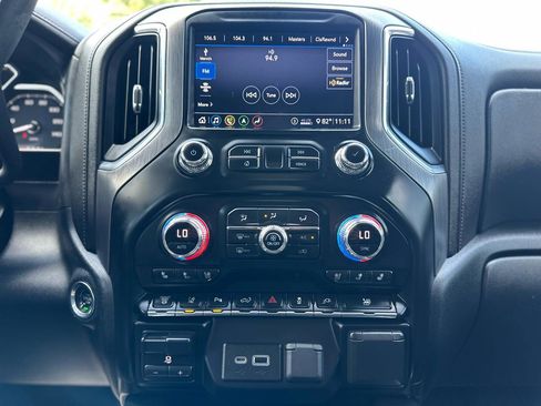Used 2020 GMC Sierra 3500 Denali w/ Denali Ultimate Package AWD/4WD image 10