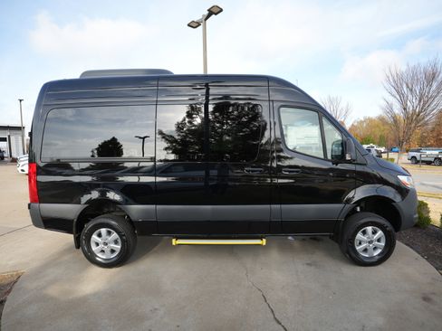 New 2026 Mercedes-Benz Sprinter 2500 image 8
