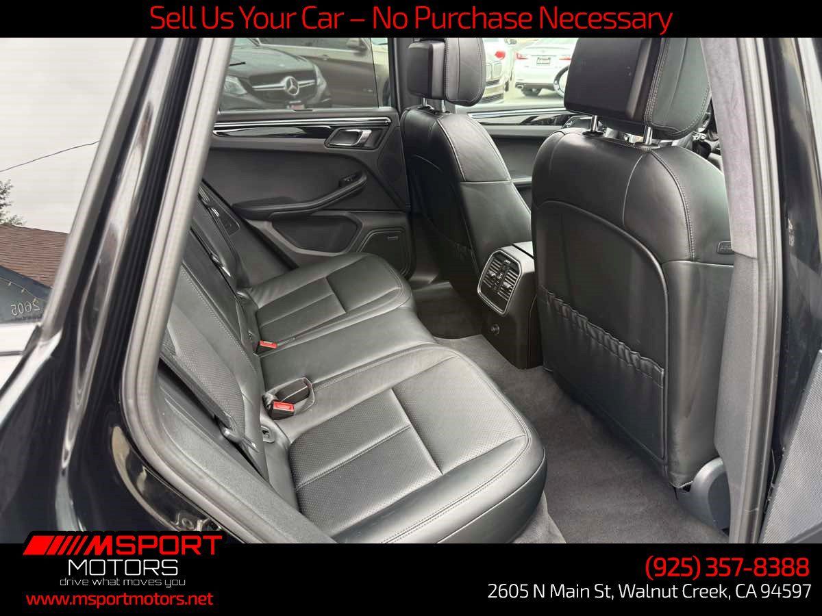 Used 2015 Porsche Macan Turbo AWD/4WD image 23