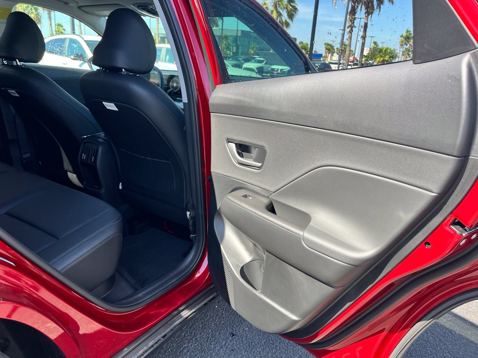 New 2027 Hyundai Kona Limited FWD image 19